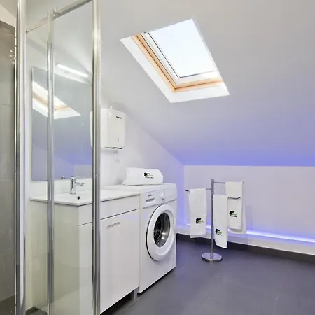 Bmyguest - Ii * Cascais